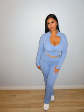 Load image into Gallery viewer, On The Go 3 Piece Active Set
